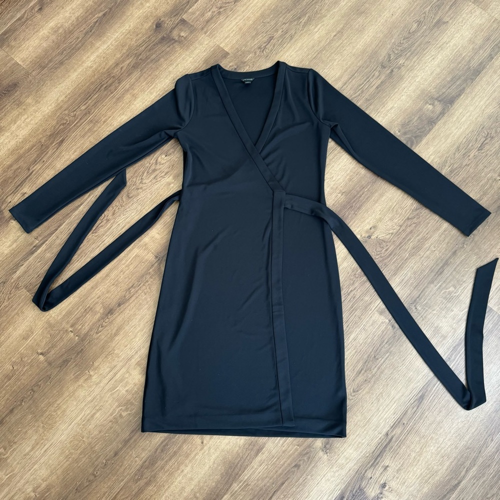 EUC - Ann Taylor - Black Wrap Dress Long Sleeve Deep V-neck - Picture 4 of 11